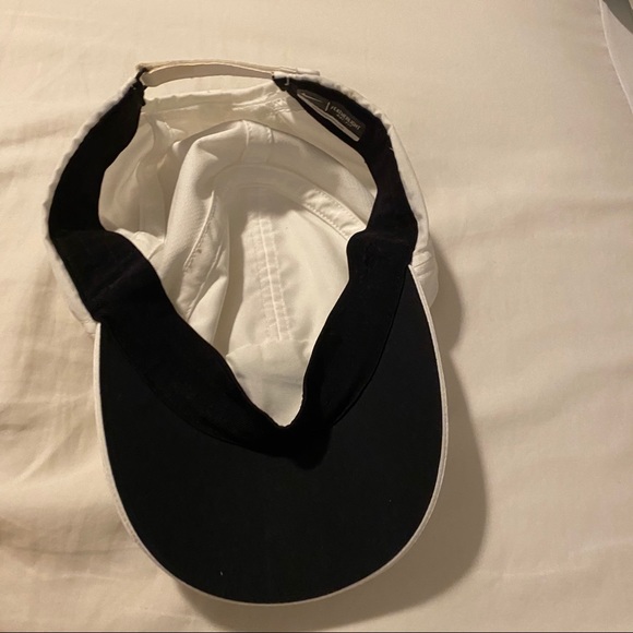 2 Nike Featherlite 2.0 adjustable hats - Picture 9 of 10